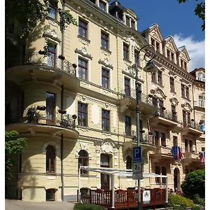 4* Hotel Cajkovskij